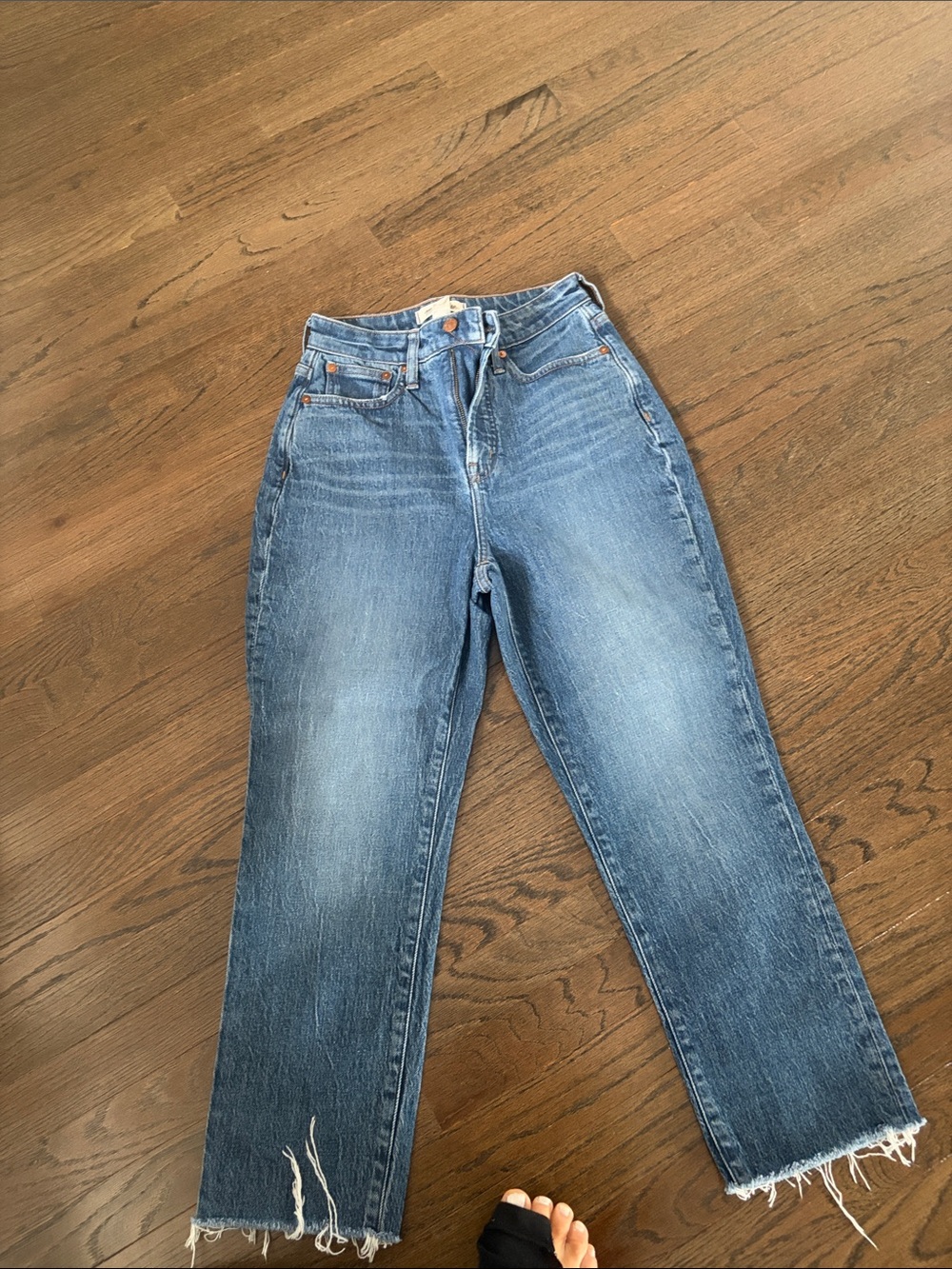 Madewell Straight-Leg Faded Blue Denim Jeans with Frayed Hem